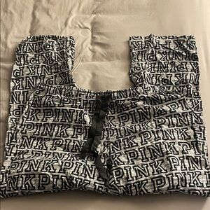 Victoria's Secret PINK Logo Lounge Pants in Black and Grey